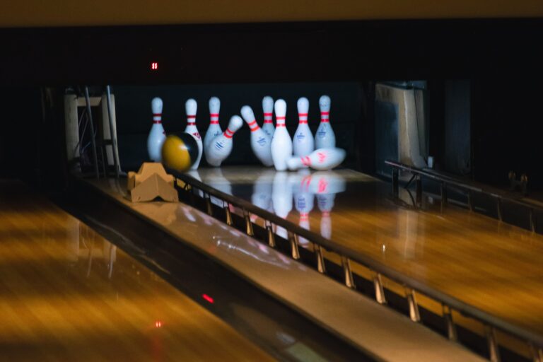 Bowling-2-768×512